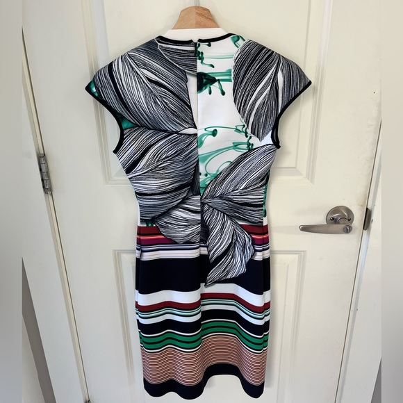 NWT Clover Canyon Jade storm Printed Scuba Stretch Dress size S - Picture 5 of 7